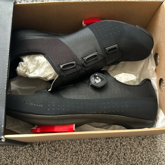 Fizi:k Tempo Mens Cycling Shoes Size 42